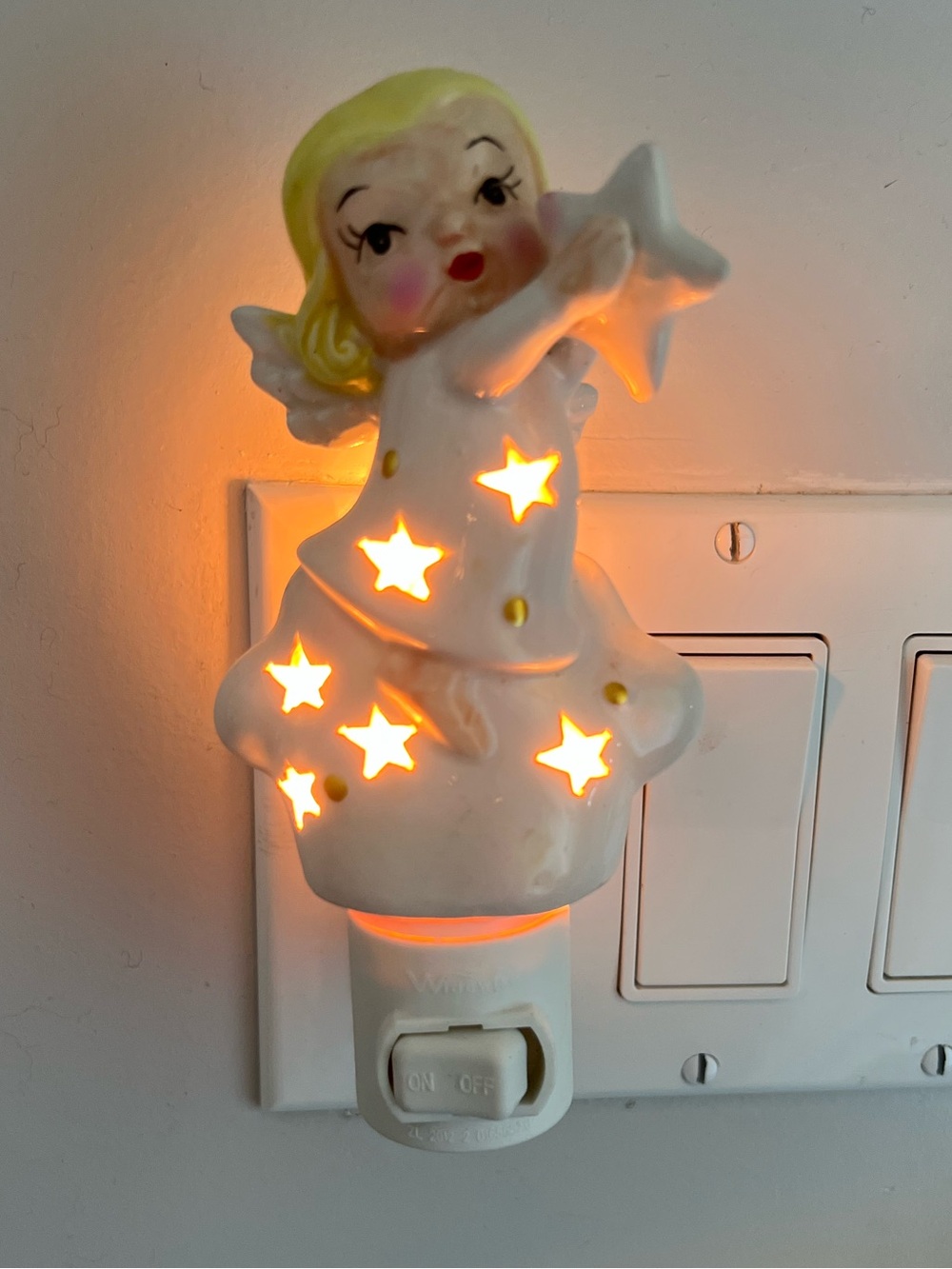 Porcelain Angel Night Light - Picture 4 of 5